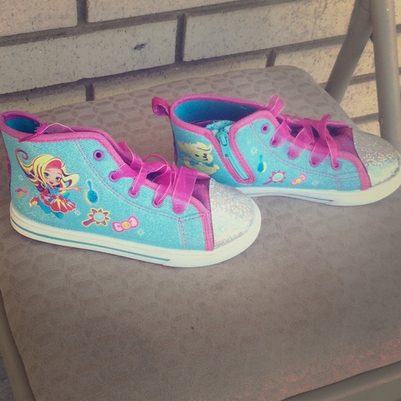 Shoes - Picture 1 of 1